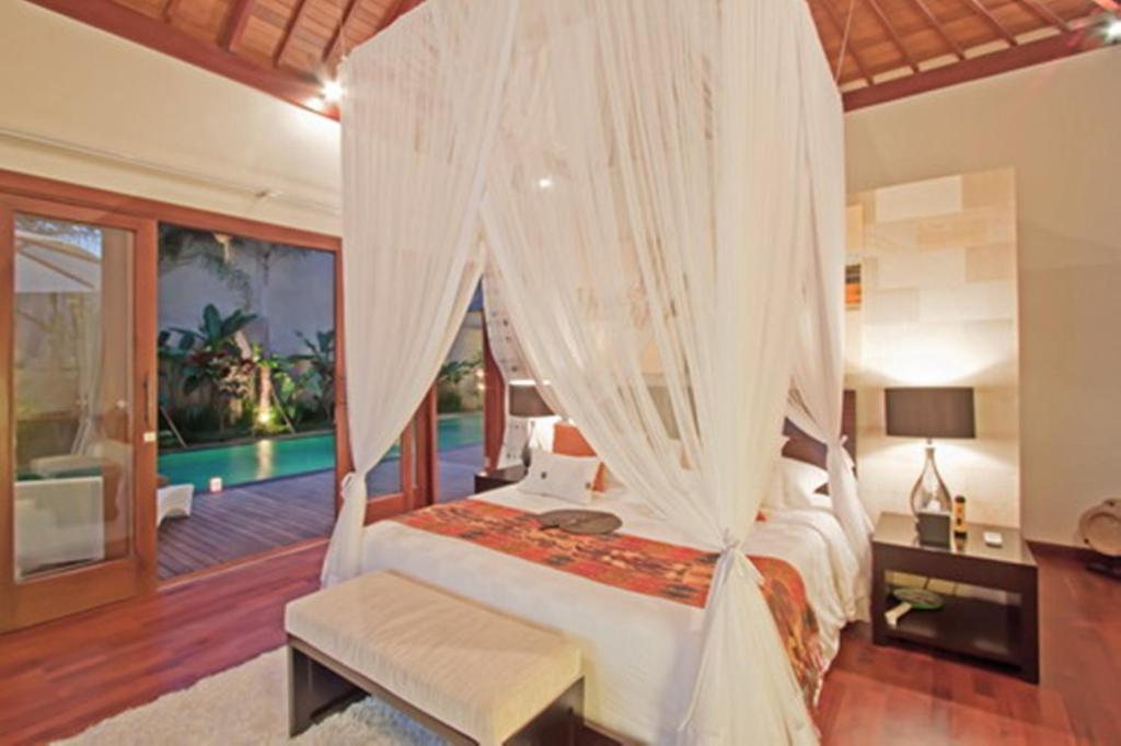 Arwana Estate Villa Seminyak Exterior foto
