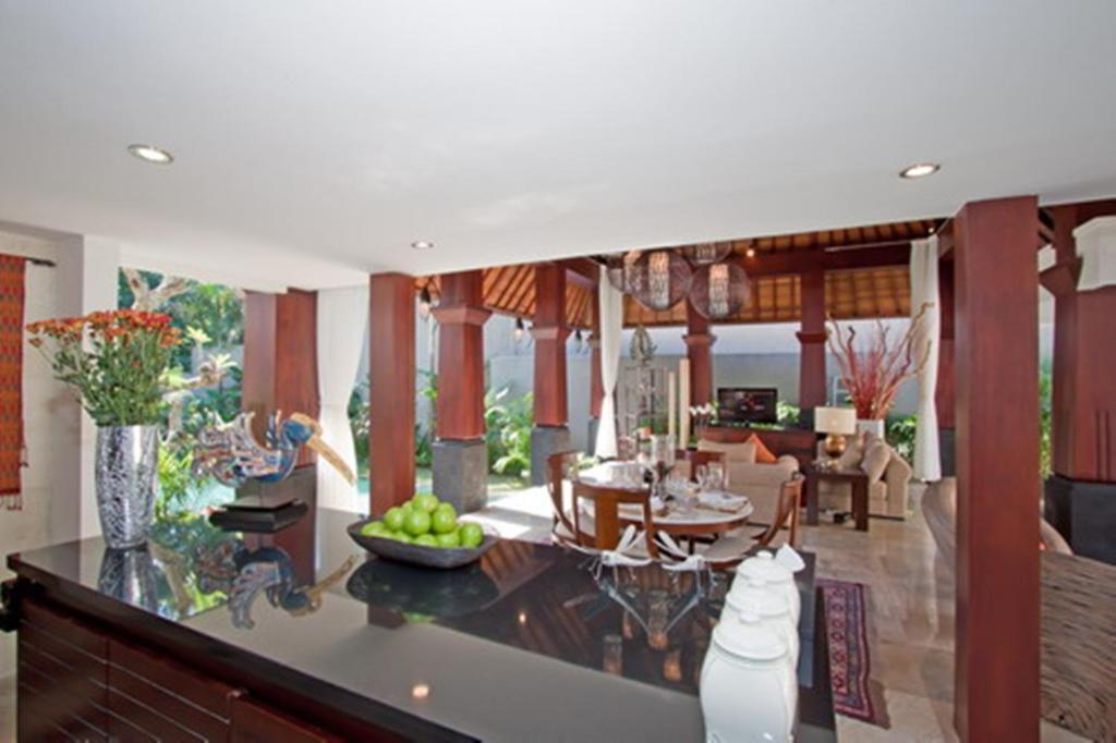 Arwana Estate Villa Seminyak Exterior foto
